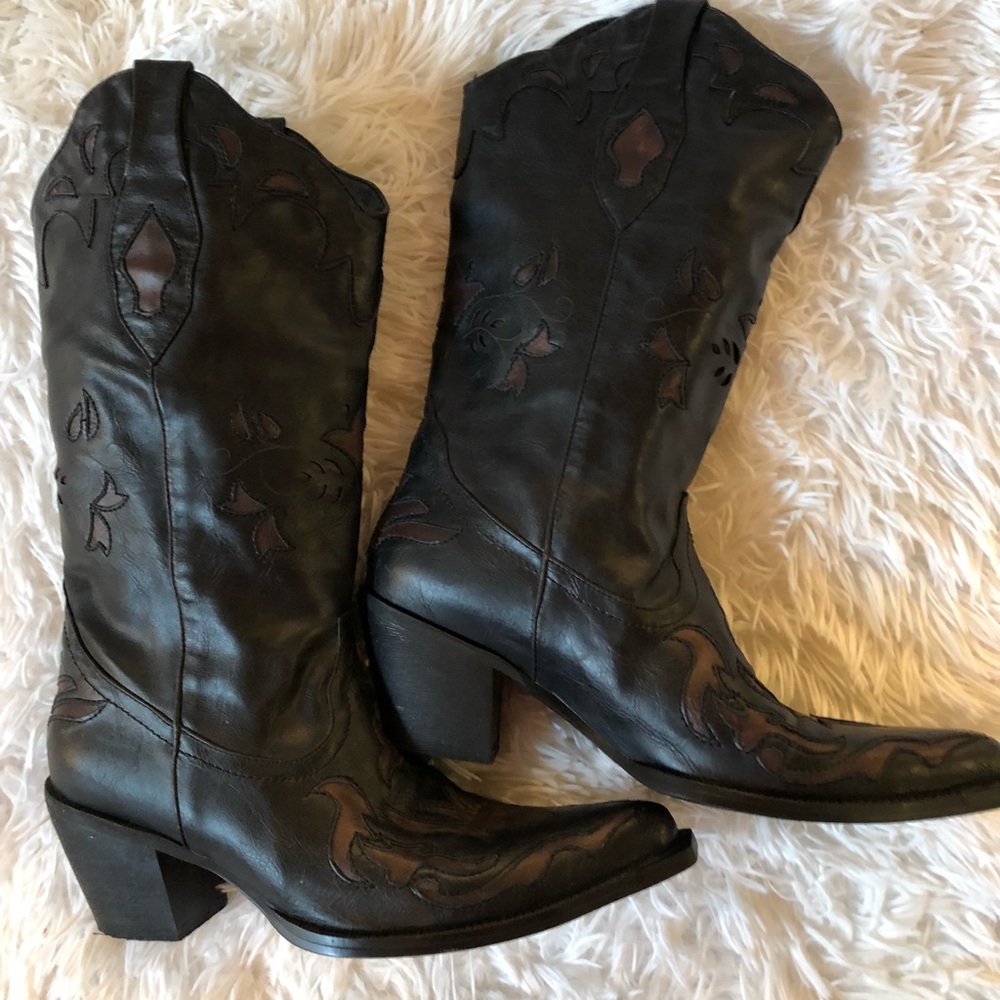 Woman’s cowboy boots